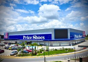 Estacionamiento de Price Shoes Periférico Puebla donde se han reportado robos de autos en 2025