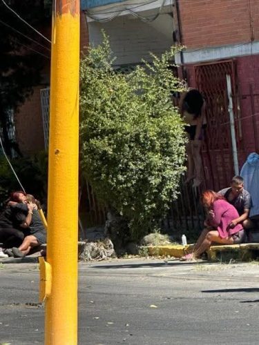 mujer-muere-incrustada-en-rejas-la-victoria